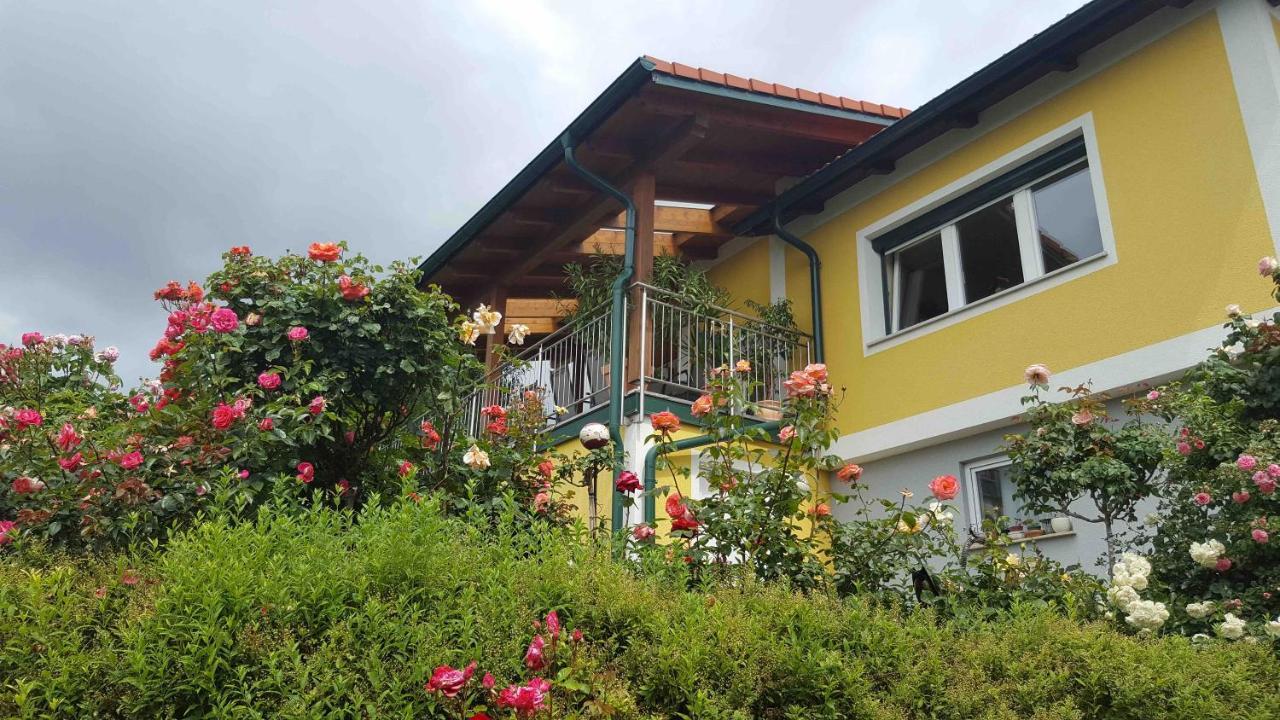 Gaestehaus Jeindl Hartmannsdorf Exterior foto